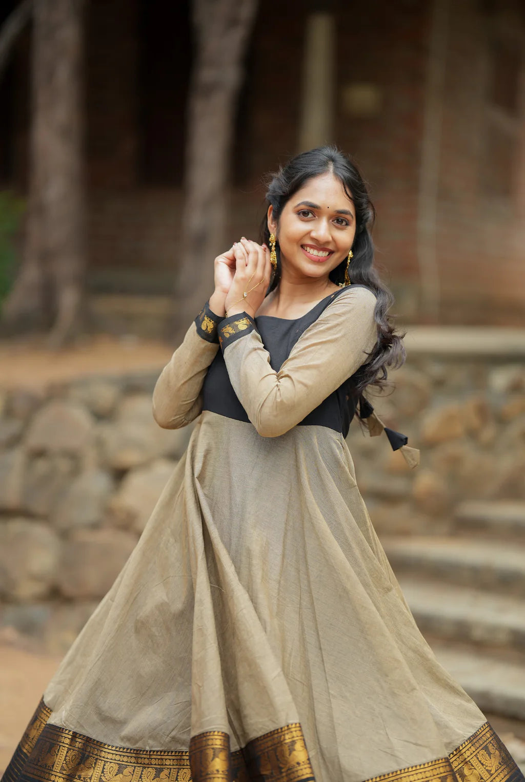 Damini-Black