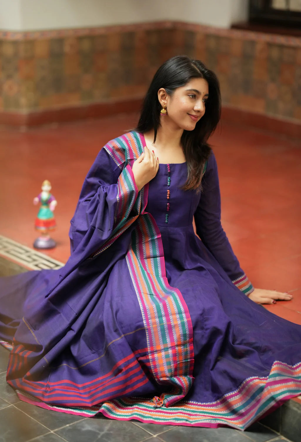 Myna-Violet