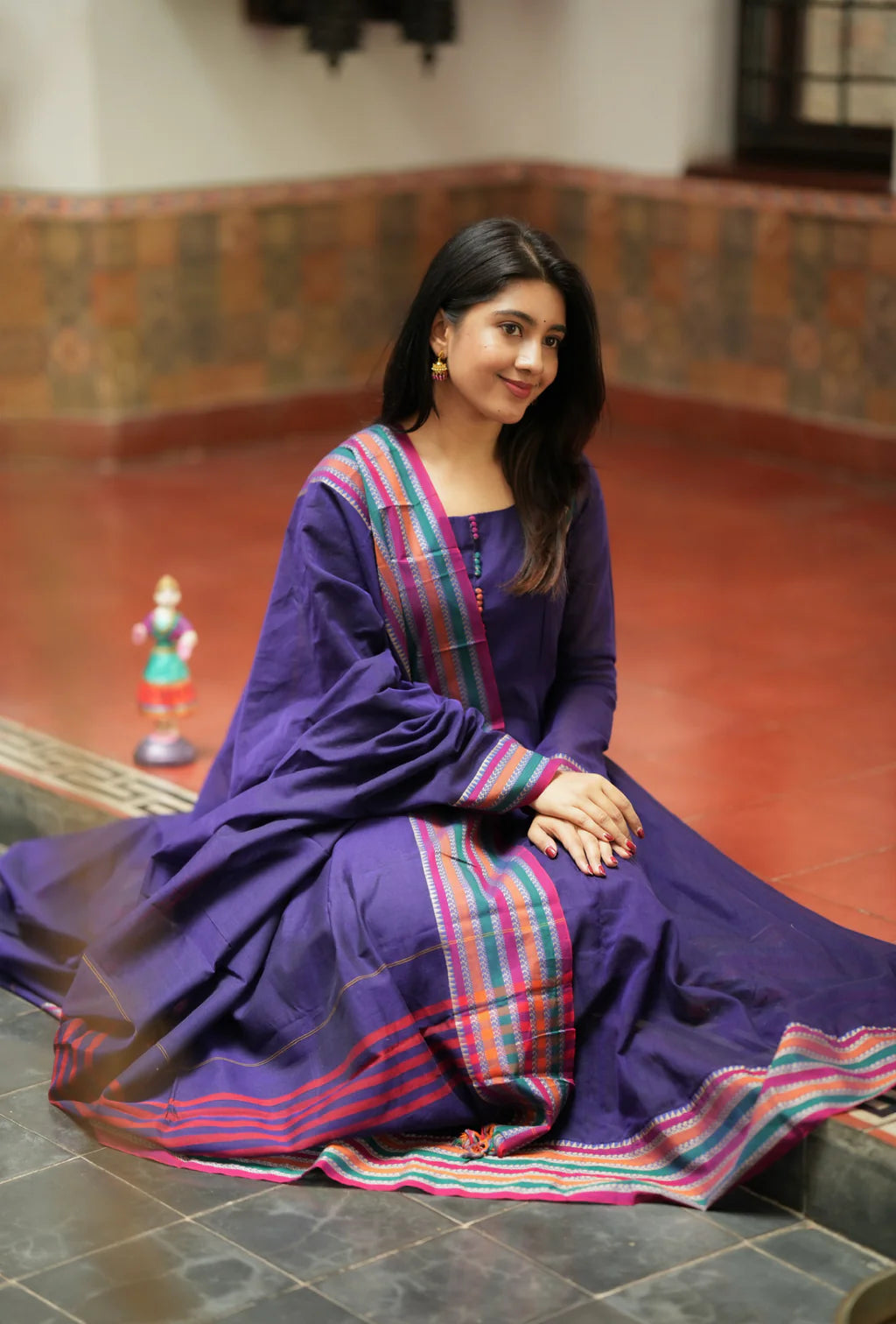 Myna-Violet